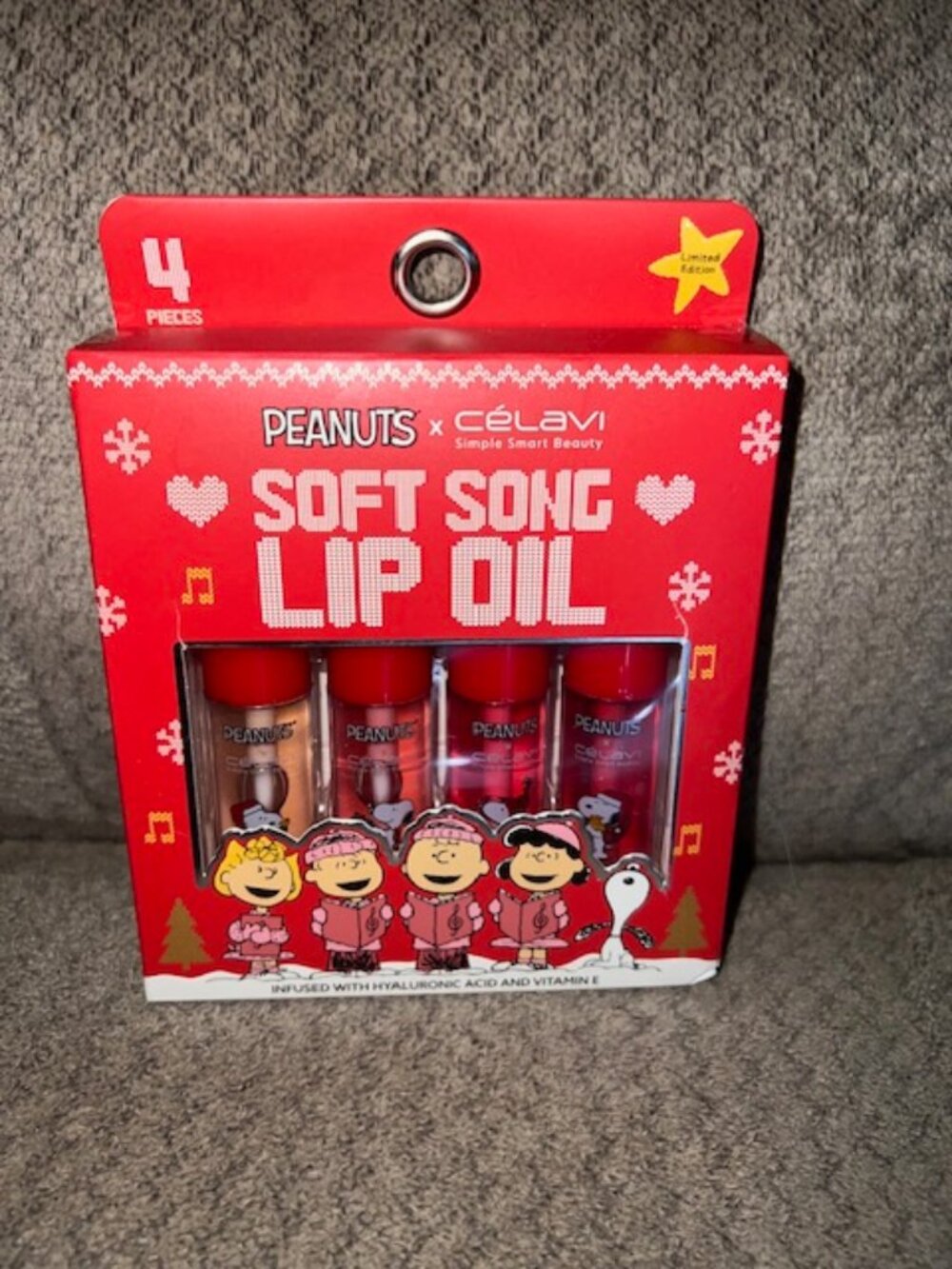 Peanuts Holiday Lip Oil Set